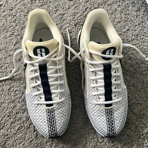 Stylish White and Black Men's Sneakers